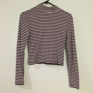 H&M cropped low turtle neck sweater
